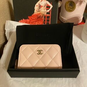New authentic Chanel card wallet